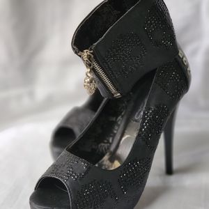 Iron Fist Black Rhinestone Skull Heels with Silver skull charm Size 7